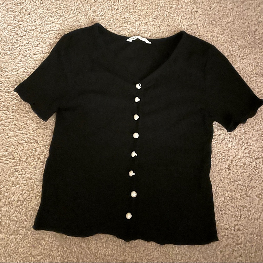 black button up top